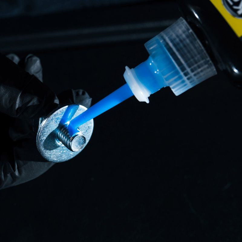 K2 MEDIUM STRENGTH THREAD 50ML